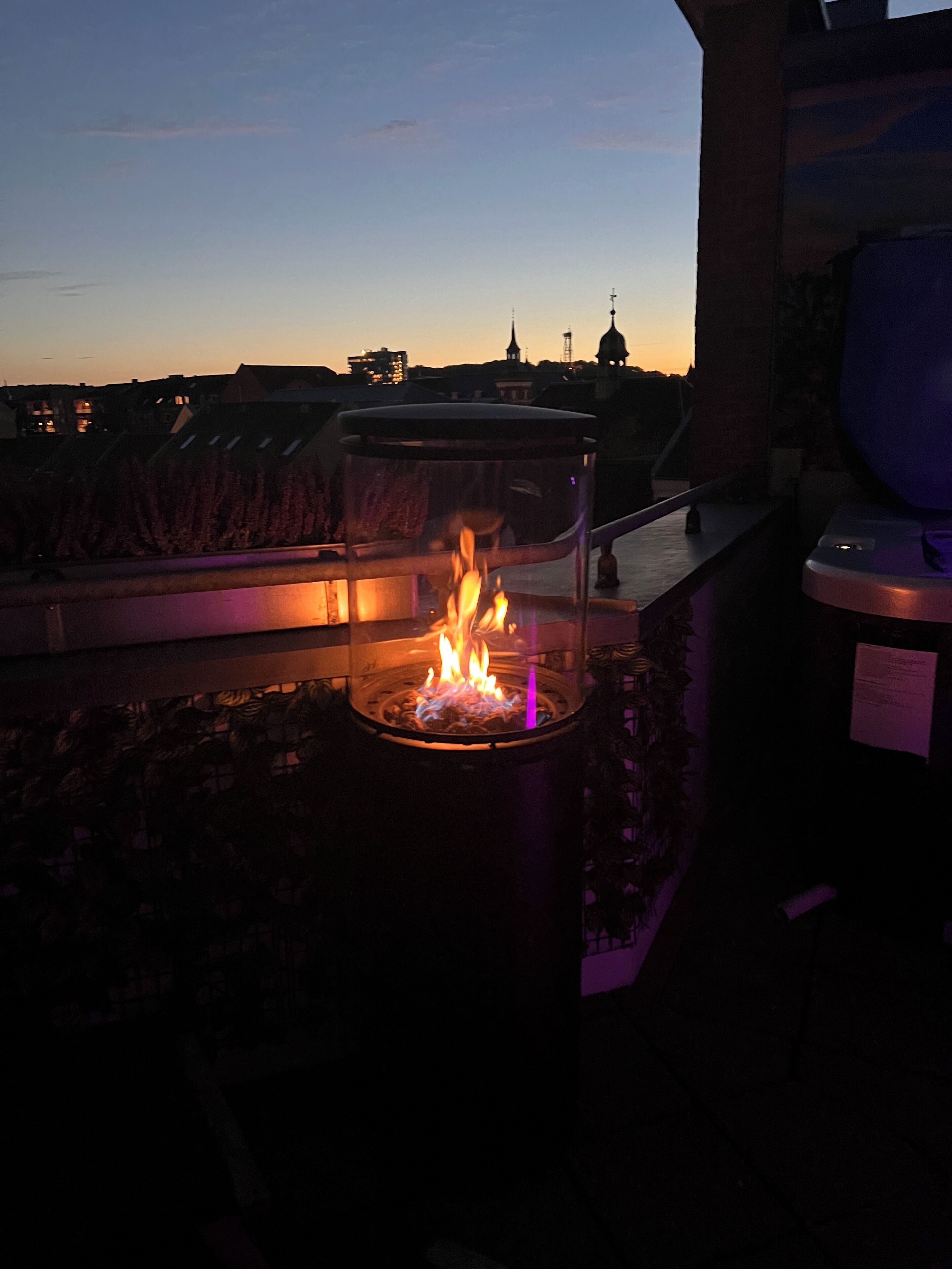 premium bedding, down duvets, pillow-top beds, minibar