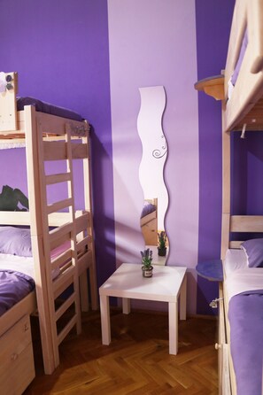 1 bedroom, individually decorated, individually furnished, desk
