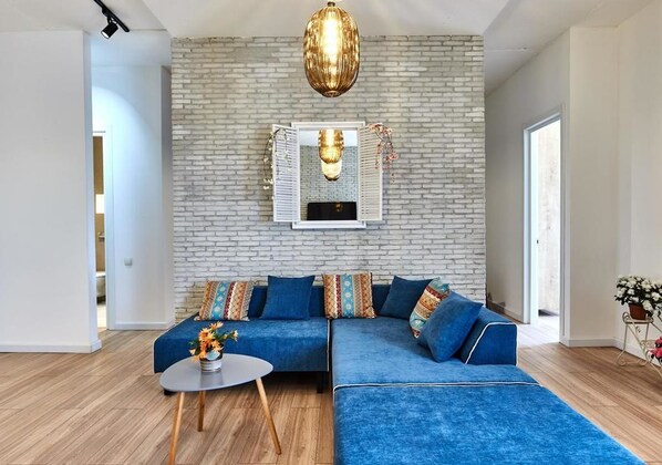 Apartment, 2 Bedrooms (#401) | Egyptian cotton sheets, premium bedding, iron/ironing board - Nice Place Apart Hotel (Tbilisi)