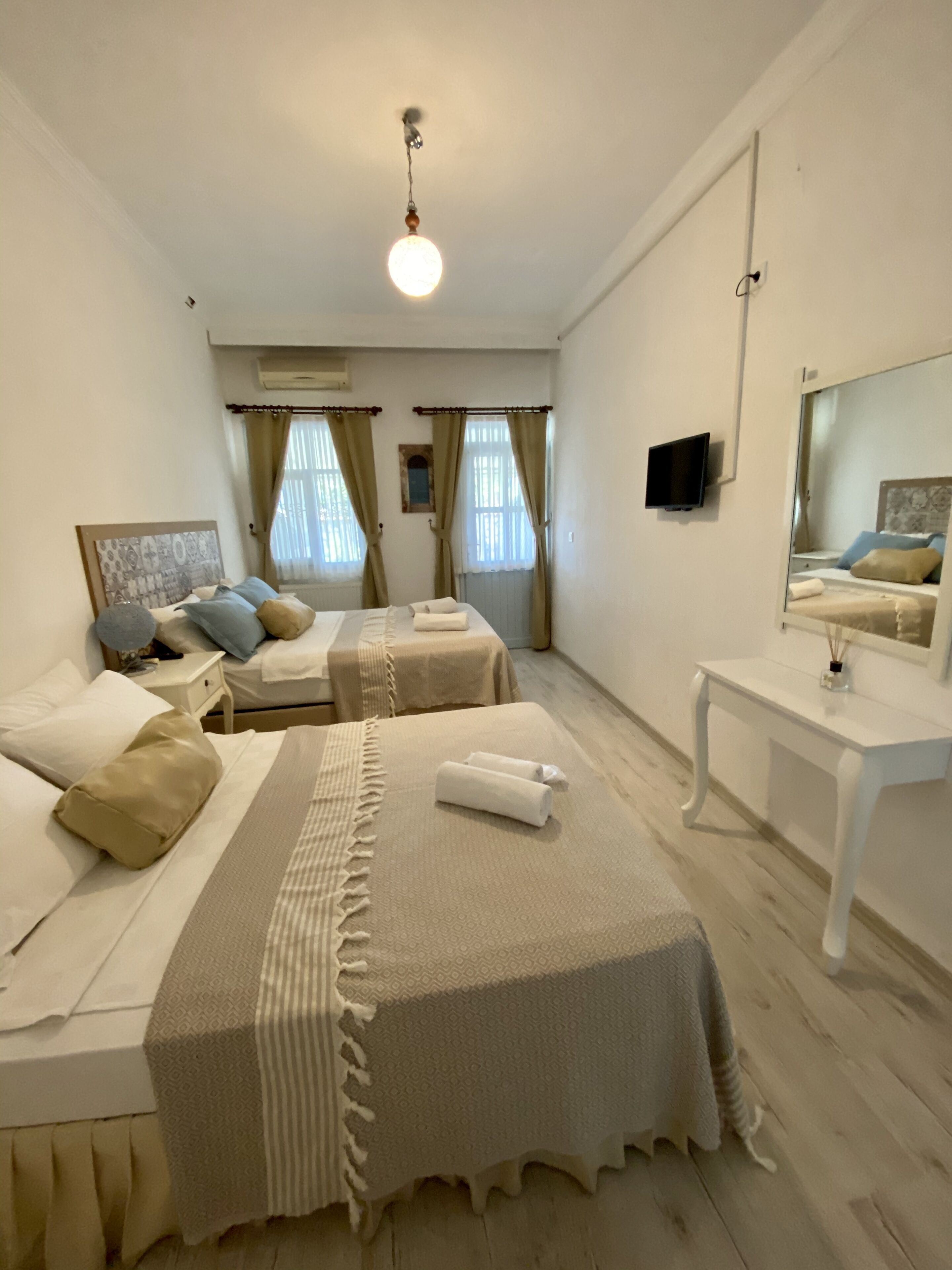 1 habitación, escritorio, wifi gratis y ropa de cama 