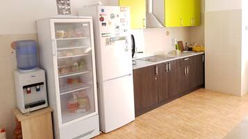 Frigorífico y microondas (previa solicitud)