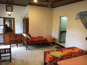 2 phòng ngủ, bộ đồ giường cao cấp, chăn bông, nệm Select Comfort 