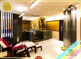 Baño turco, masajes con piedras calientes, masajes de tejido profundo