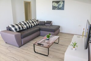 Apartment, 3 Bedrooms | Living room | Flat-screen TV - Luxury Apartment Andela (Kastela)