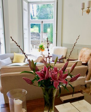 Reception - Burleigh Court (Stroud)