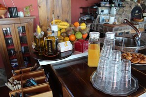 Desayuno continental incluido todos los días