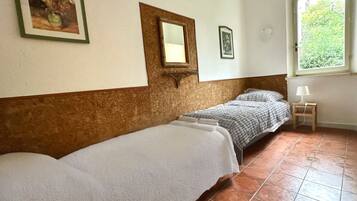 2 chambres, draps fournis