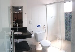 Shower, rainfall showerhead, towels