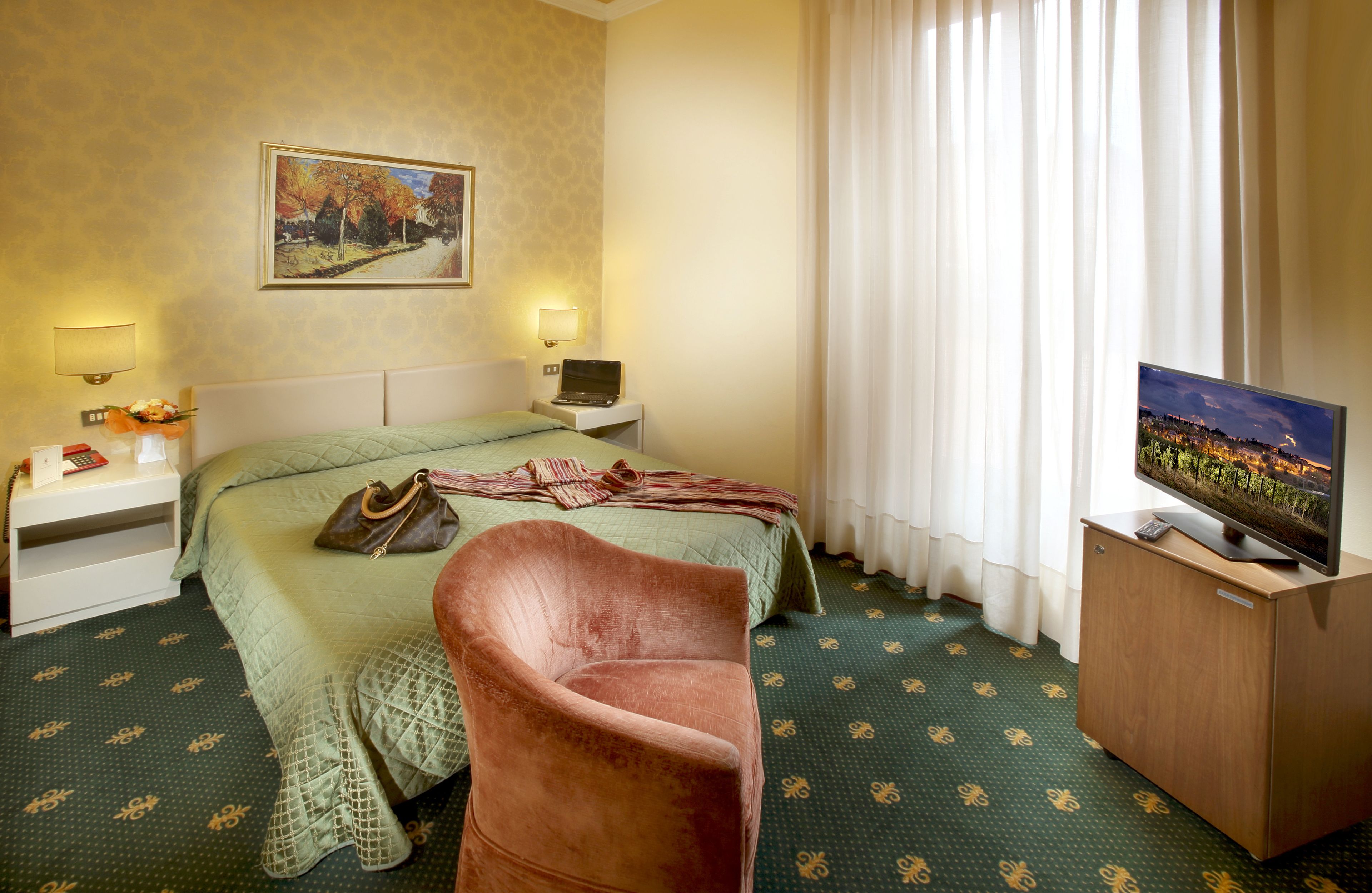 superior double or twin room | premium bedding, minibar, in-room safe, desk
