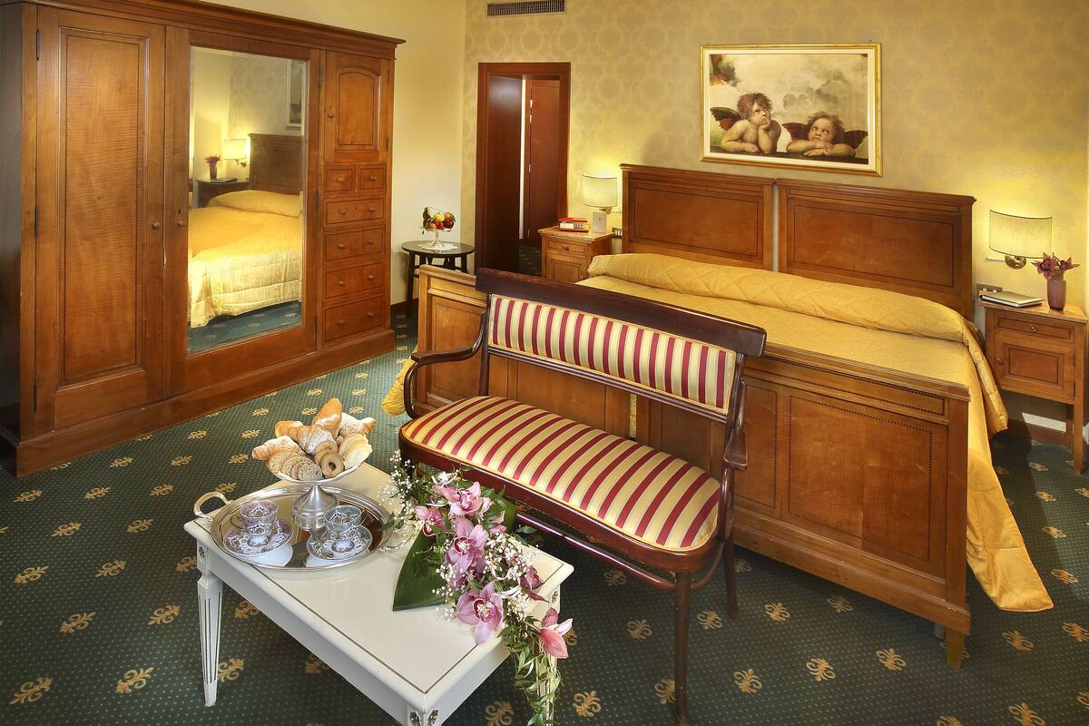 superior double or twin room | premium bedding, minibar, in-room safe, desk