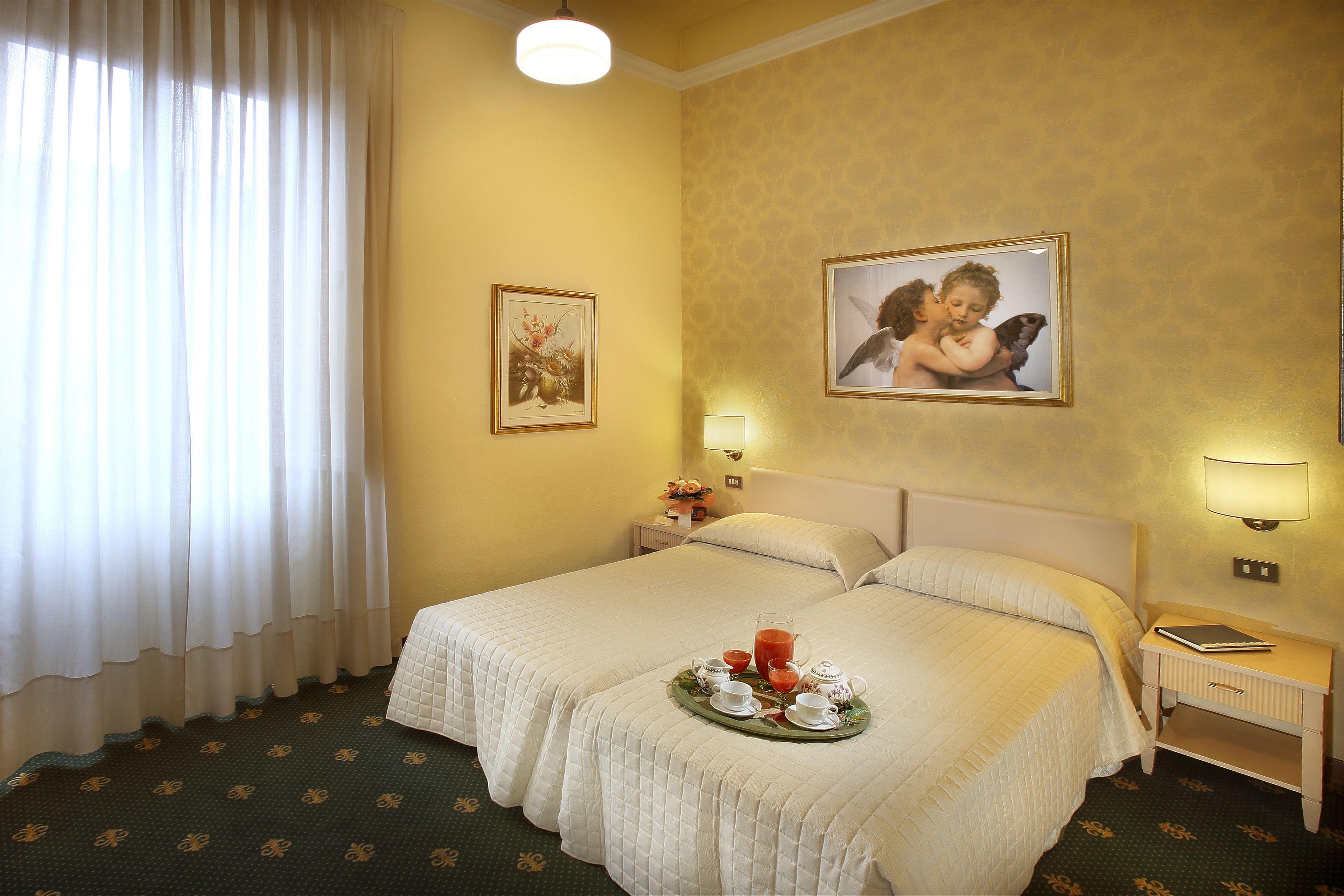 classic double or twin room | premium bedding, minibar, in-room safe, desk
