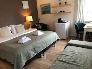 Room - Snorri's Guesthouse (Reykjavik)