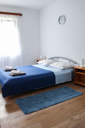 Appartement | 2 slaapkamers, geluiddichte muren, een strijkplank/strijkijzer