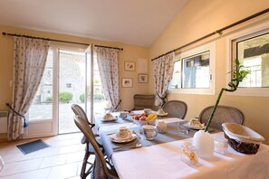 Desayuno continental incluido todos los días 