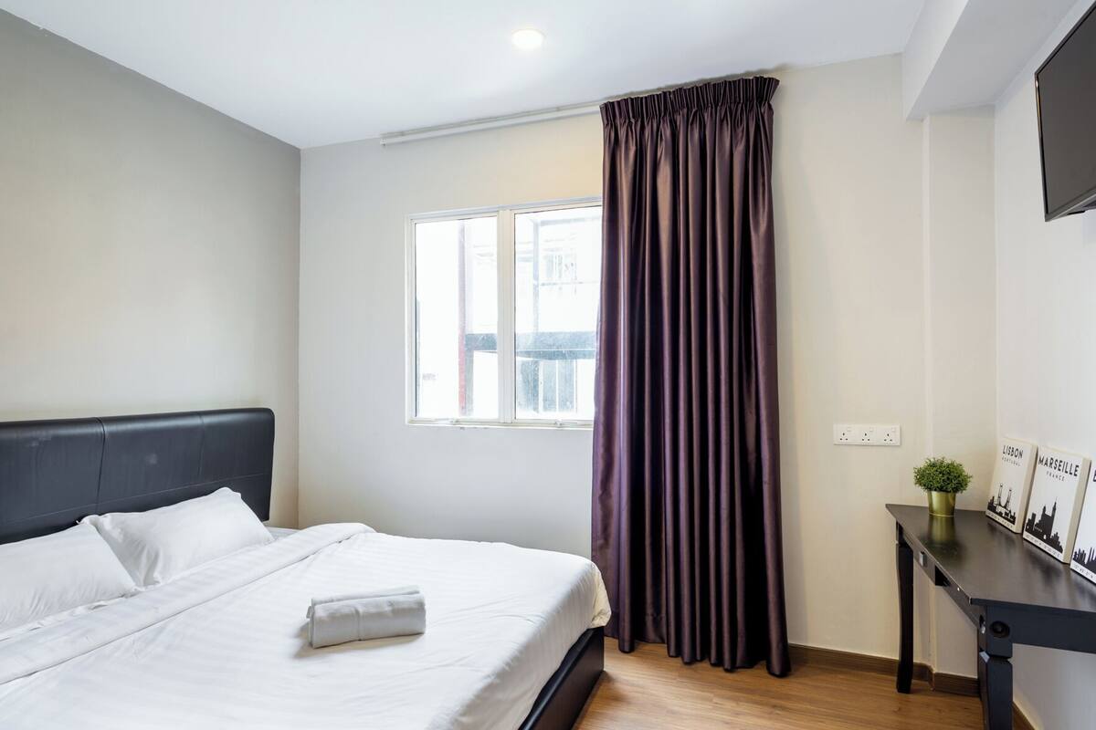 Soundproofing, iron/ironing board (on request), WiFi (free), bed sheets