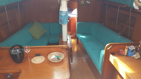 Lobby sitting area - B & Boat Cetara and Travel (Cetara)