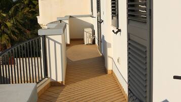 Standard Double or Twin Room | Balcony