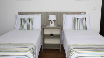 Standard-Doppel- oder -Zweibettzimmer