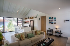 Luxury Penthouse, 3 Bedrooms, Non Smoking, Bay View | Living room - Villa Hasta La Vista Royal (Jan Thiel)
