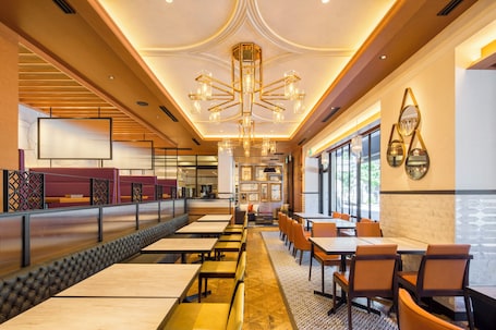 Dining. Hotel and Restaurant Aobadai Forum