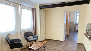 Living area - Ferienwohnung zum Malerwinkel (Ruedesheim am Rhein)