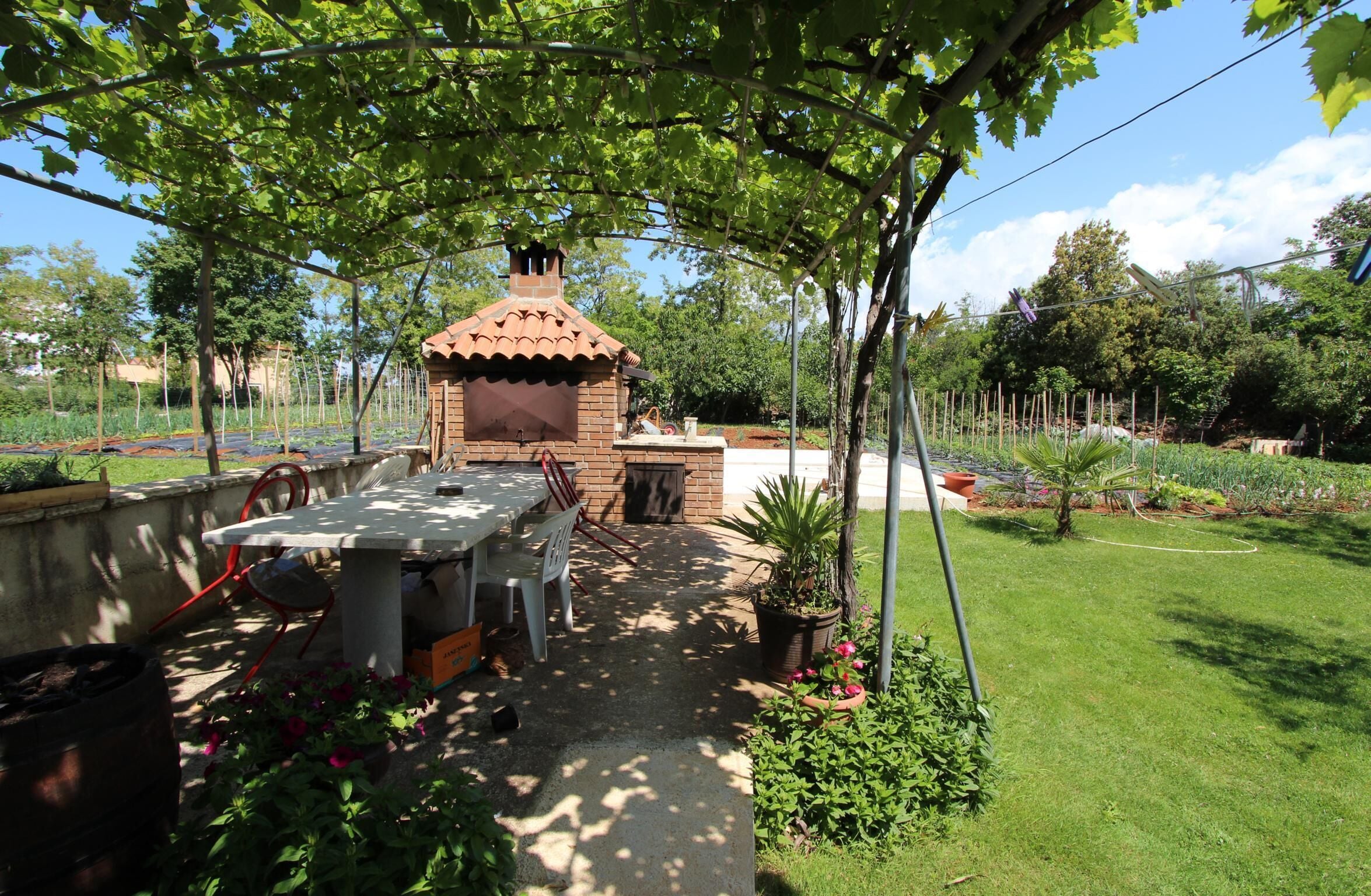 Kawasan BBQ/berkelah