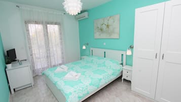 1 bedroom, iron/ironing board, free WiFi, bed sheets