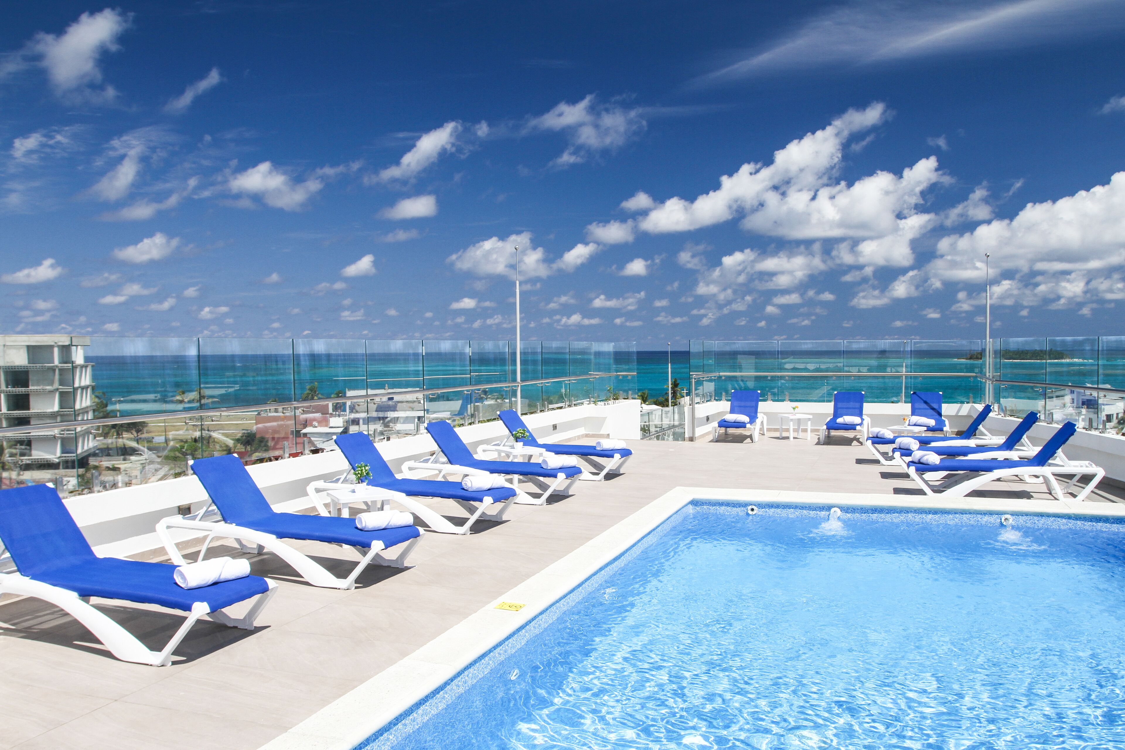 Foto - Azure Lofts & Pool