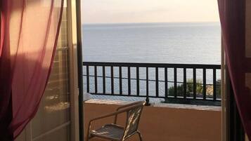 Kamar, 1 Tempat Tidur Double, pemandangan laut (Arbouse) | Pemandangan dari kamar