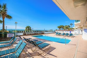 Innenpool, beheizter Pool