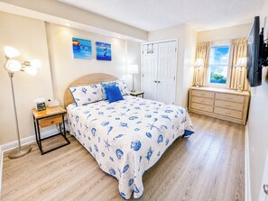 4 bedrooms, WiFi, bed sheets