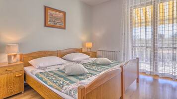 Apartment, 1 Bedroom, Non Smoking | 1 bedroom, free WiFi, bed sheets