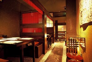 Dining - Kasumi Nihon Yuhi Hyakusen No Yado Minatokan (Kami)