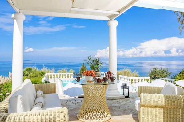 Villa, 3 Schlafzimmer, eigener Pool, Poolblick | Terrasse/Patio