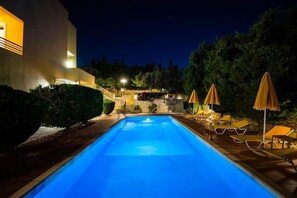 Outdoor pool - Villa Milli (Rethymno)