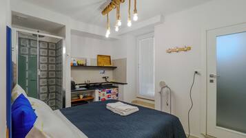 Basic-Doppelzimmer, 1 Queen-Bett, Nichtraucher, Stadtblick | Bettwäsche aus ägyptischer Baumwolle, hochwertige Bettwaren