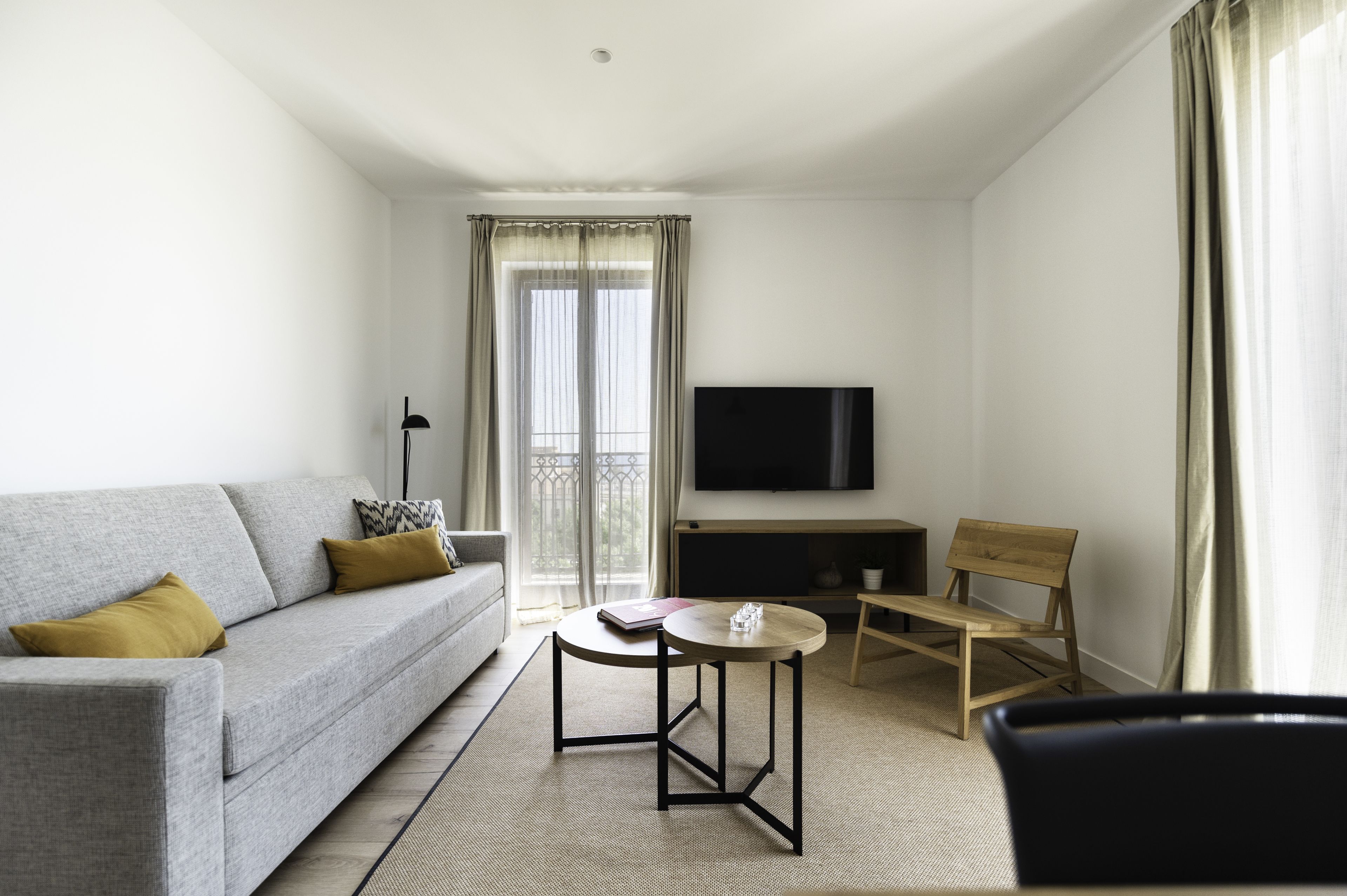 高級寢具、羽絨被、遮光窗簾/窗簾、隔音