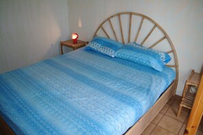 Appartamento, 2 camere da letto | Ferro/asse da stiro, culle/letti per bambini (a pagamento)