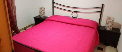 Apartment, 2 Bedrooms | Iron/ironing board, rollaway beds, WiFi