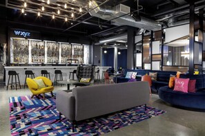 Bar (on property) - Aloft by Marriott Glendale at Westgate (Glendale)