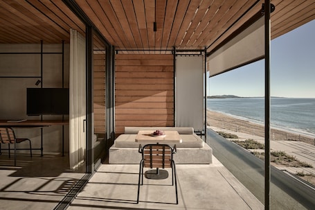Seaview Terrace Suite. Dexamenes Seaside Hotel