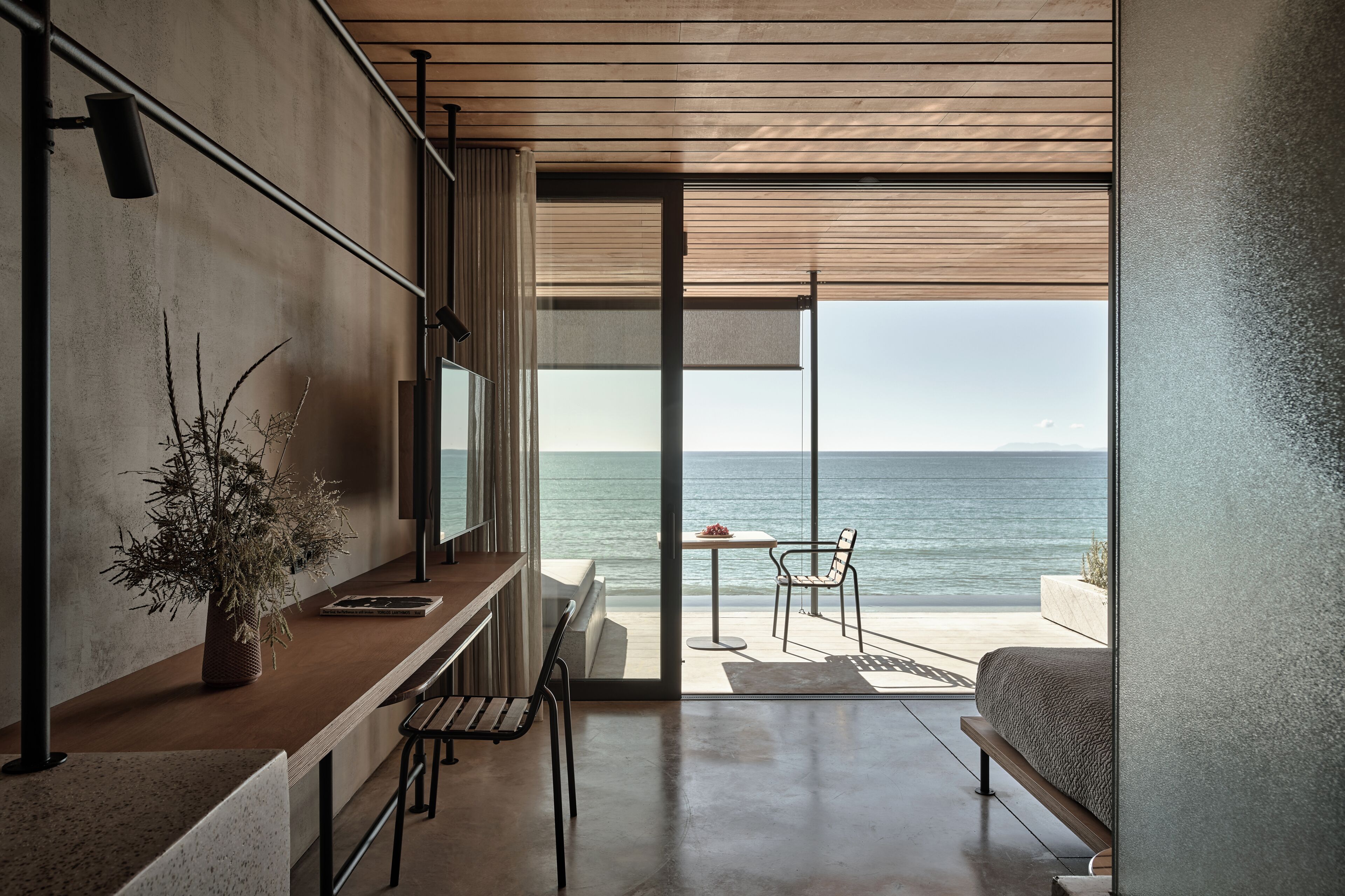 Seaview Terrace Suite | Minibar, in-room safe, desk, soundproofing