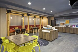 Lobby - Tru by Hilton Corpus Christi South Padre Island Dr (Corpus Christi)