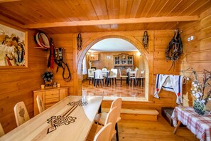 Daily continental breakfast (PLN 20 per person) - Willa u Zwijacza (Zakopane)