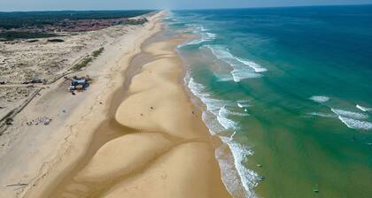 3-bed villa, near lake and ocean, peaceful, pets allowed