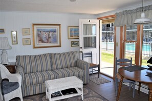 تفاصيل الفندق من الداخل