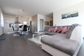 Apartment, 3 Bedrooms | Living area | Flat-screen TV - Apartment Mondelaco (Rovinj)