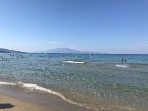 Sun-loungers