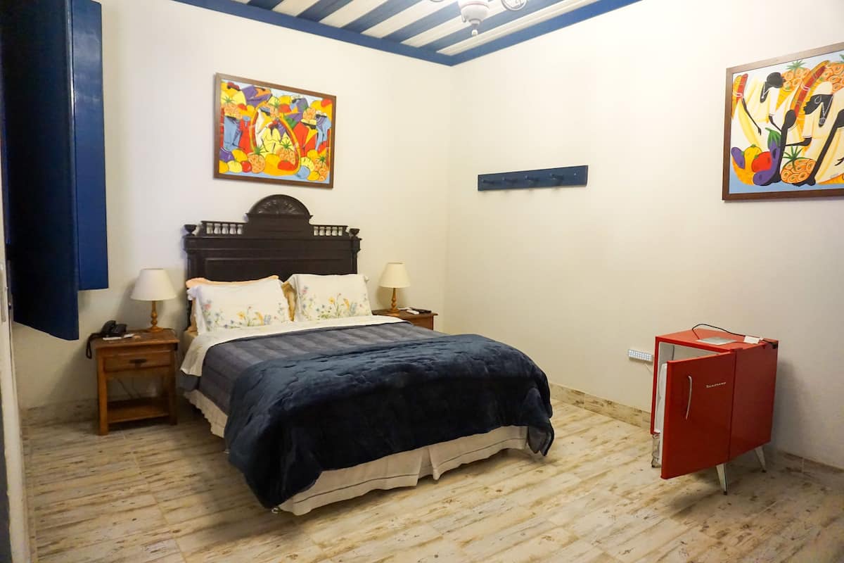 2 bedrooms, premium bedding, down duvets, Select Comfort beds