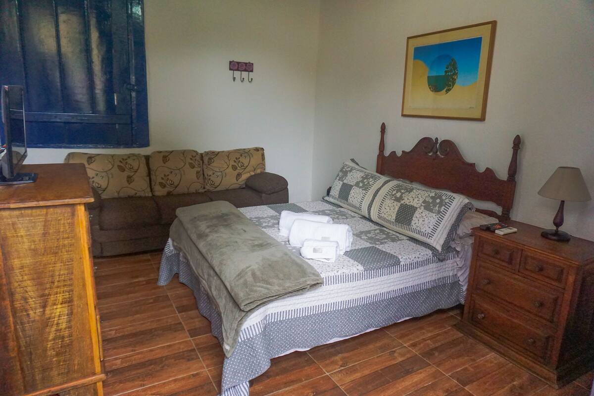 標準雙床房 | 高級寢具、羽絨被、Select Comfort 床墊、迷你吧